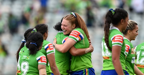 Raiders score first NRLW win over Roosters