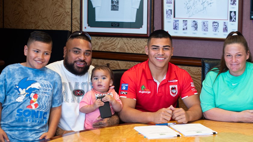 Jacob Halangahu with his family.