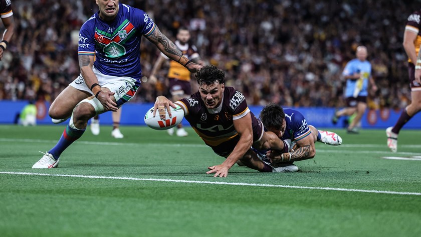 Broncos gallop to victory, leaving Warriors in their wake