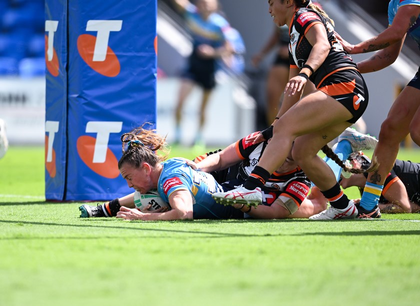 Catfight at Cbus: Titans overpower Tigers in NRLW clash