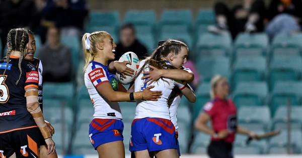 2023 Minor Premiers: NRLW side secure top spot with comeback victory over the Tigers