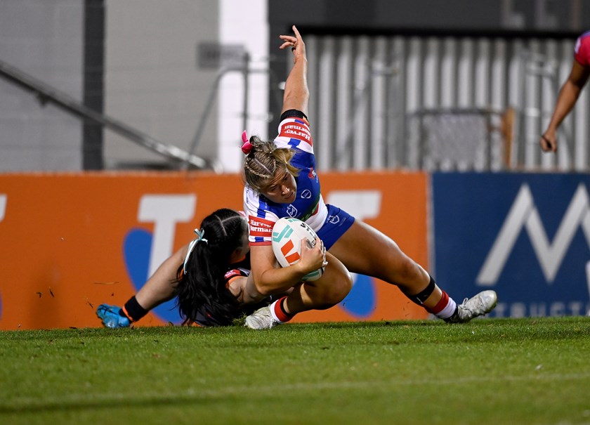 Knights extinguish Tigers' NRLW hopes in fiery clash