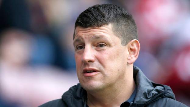 Matt Peet: Wigan Warriors head coach signs four-year deal with club