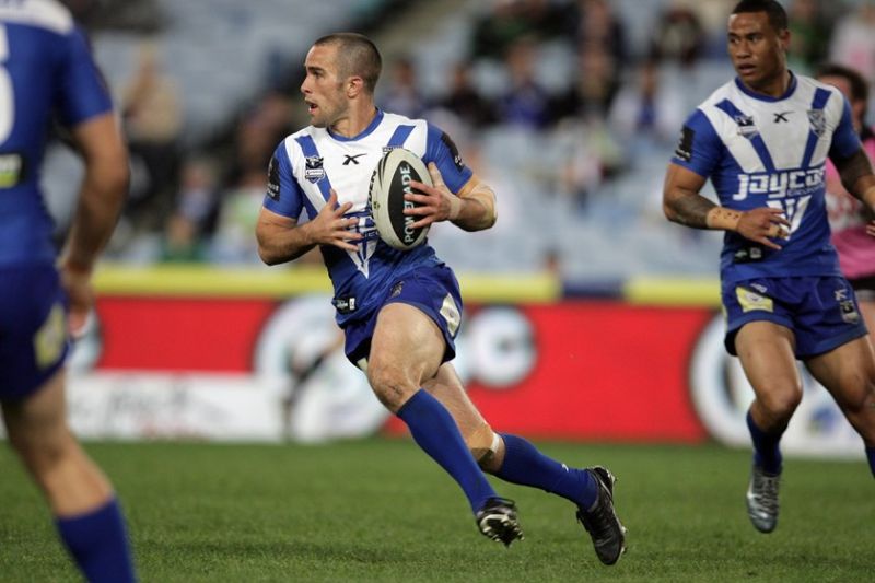 Unleashing the Canine Legacy: Bulldogs Legends Take Charge