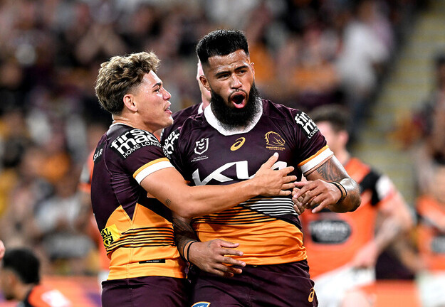 Broncos Blitz Pre-Season Challenge, Sea Eagles Sink