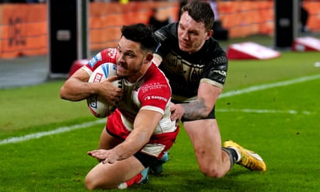 Double trouble for Hull FC as Evalds soars