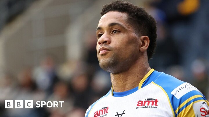 Derrell Olpherts trades Leeds for Wakefield Trinity