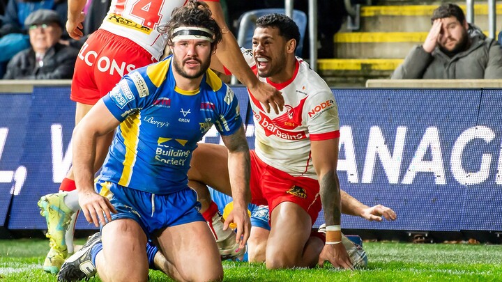 St Helens strike quick to outplay Leeds