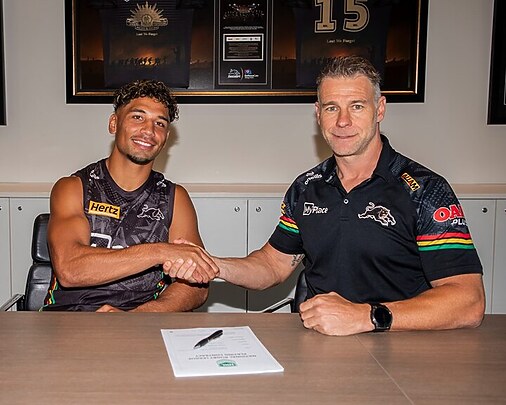 Tago signs long-term deal with Panthers