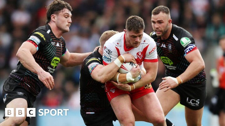 Konrad Hurrell goes over for St Helens' clinching second try in the dying seconds