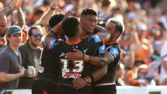 Benji Marshall puts heat on rivals for Utoikamanu