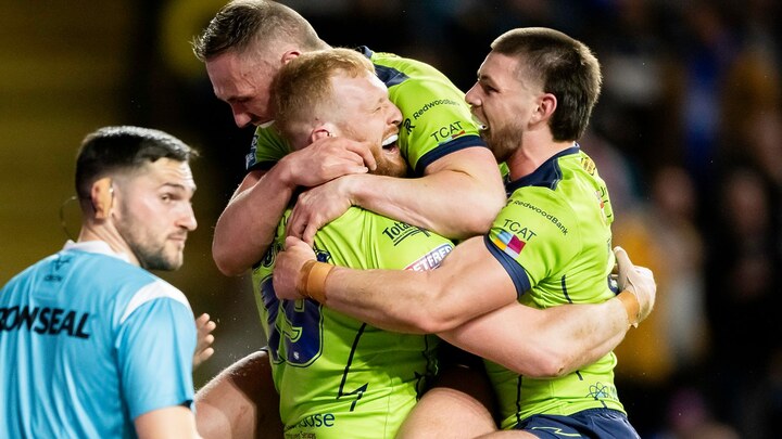 Warrington beat Leeds to go top | Cas off the mark as Hull KR rout London