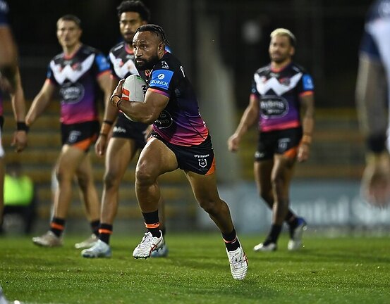 Olam's knee surgery sidelines him for NRL season