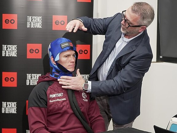 Dr Paul Bloomfield, Chief Medical Officer for the Sea Eagles, puts the Polarcap on Reuben Garrick