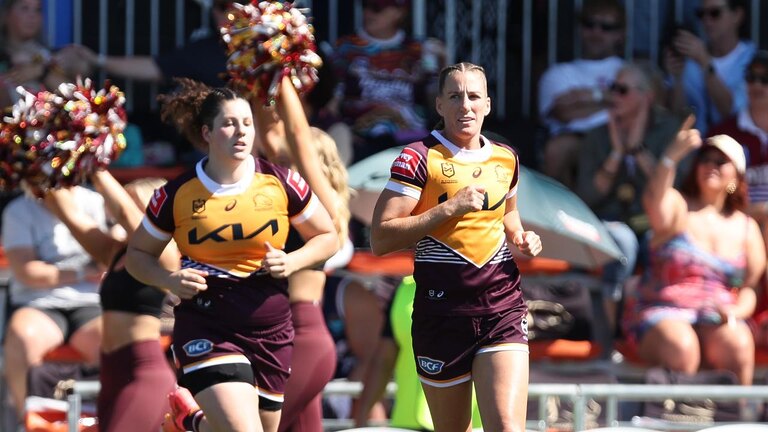 NRLW 2024: Former sevens star saves the Broncos as Julia Robinson scores the try of the season