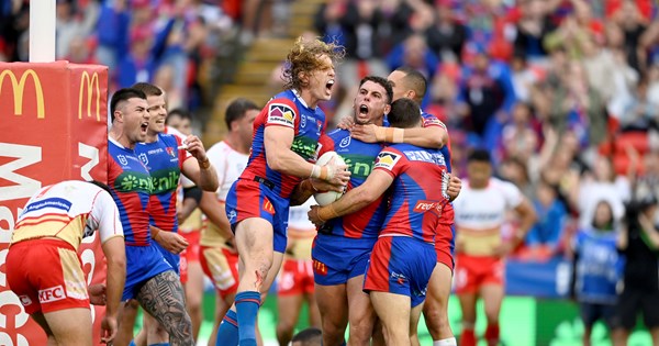 Knights defeat Dolphins to book finals berth