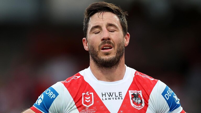 Ben Hunt ‘salary shamed’ as Dragons captaincy crisis exposed