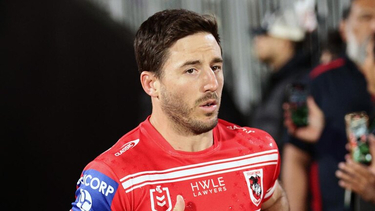 Dragons drop Ben Hunt bomb as star looks elsewhere