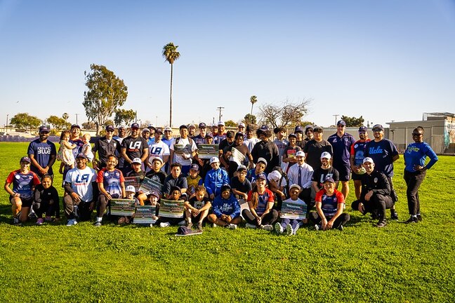 The Roosters partnered with LAPD, Project Blue and Watts Rams to deliver a rugby league coaching clinic in LA.