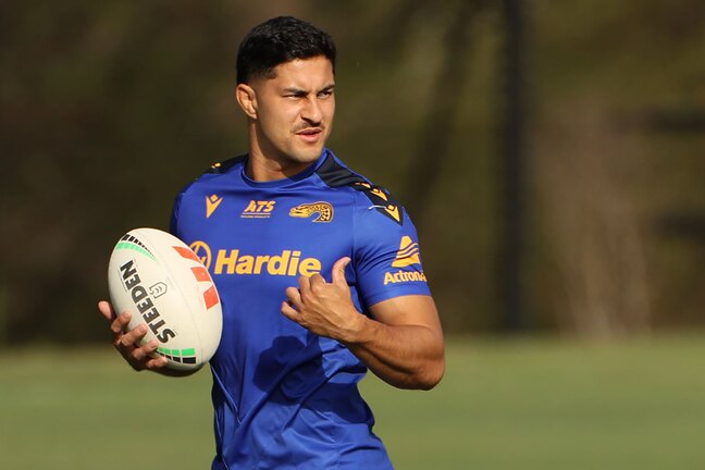 Knights coach stands by embattled Dylan Brown
