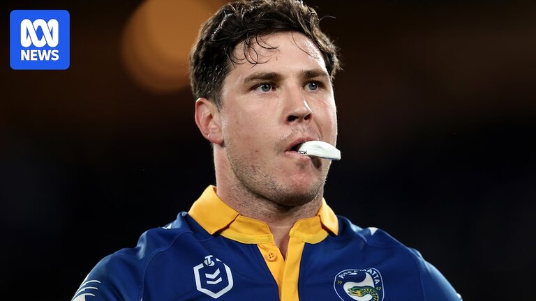 Mitchell Moses's foot injury to sideline him for first six weeks of Parramatta Eels' NRL season