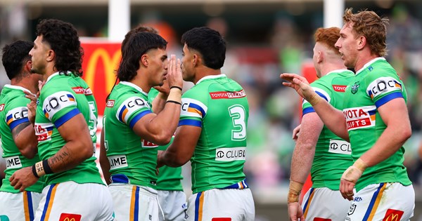 Raiders bounce back with big win over Titans