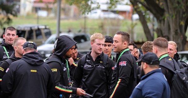 Super Saturday: Panthers v Knights; Roosters v Sharks