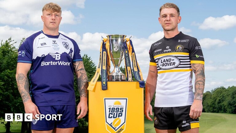 Featherstone captain Danny Addy (left) and York City Knights skipper Liam Harris (right)