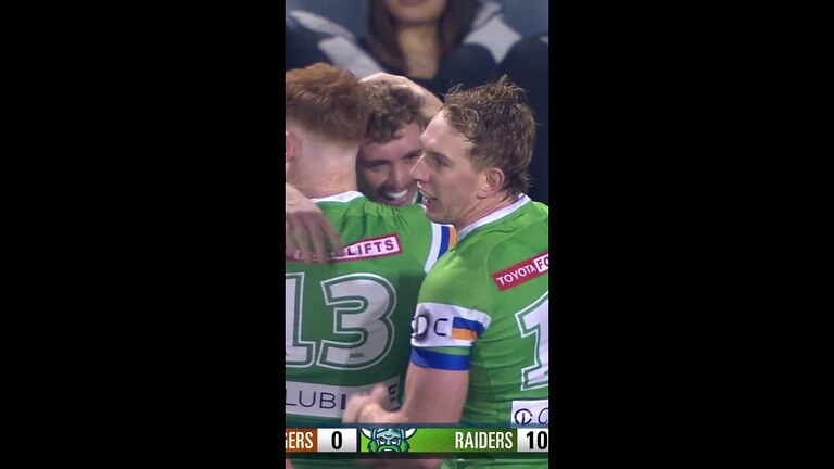 Jed Stuart on debut in the Red Zone! #nrl