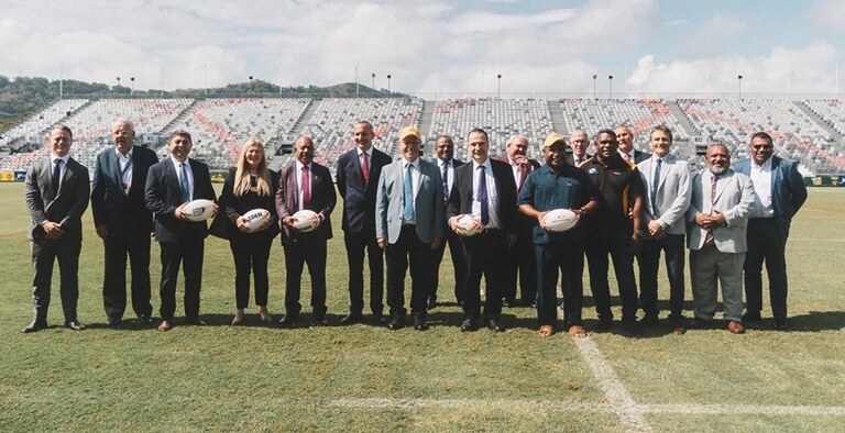 PNG PM James Marape, ARLC Chair Peter V'landys, NRL CEO Andrew Abdo with directors of the new PNG franchise board and members of the ARL Commission.