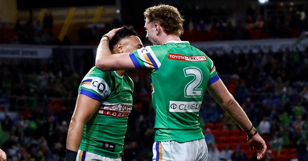 Raiders hold on to go top of table