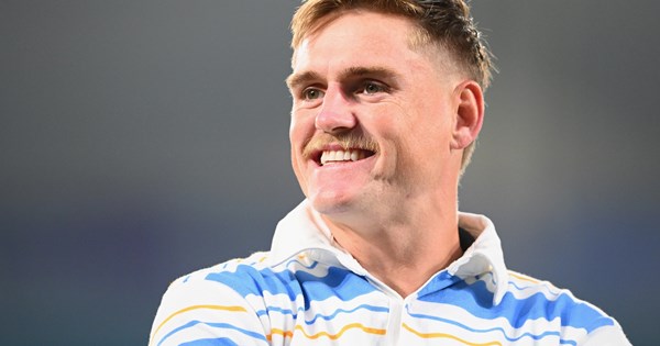 Friday night footy: Titans v Sea Eagles