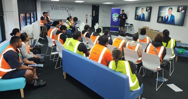 Promoting ‘Wahs Up’ wellbeing club in workplace