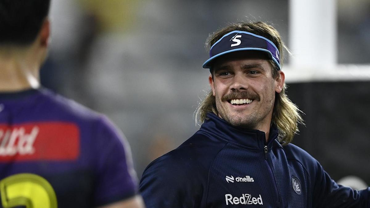 Hughes replacement revealed, Broncos recall star