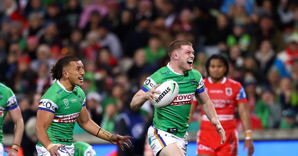 Raiders hold on for seventh straight win