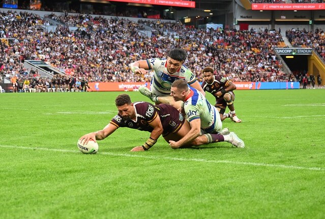 Shibasaki has scored 12 tries in 15 games in the 2025 season.