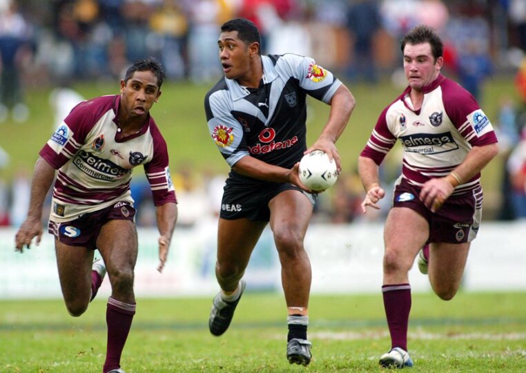 Lauitiiti shines on debut, following father's footsteps