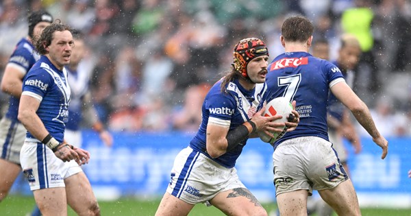 Tigers beat Bulldogs 28-14 in wet conditions