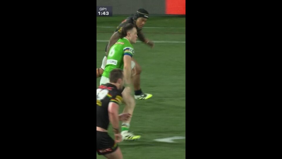 Have you seen a better rugby league moment?! #nrl