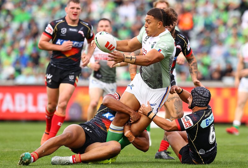 Raiders Consider Contract Extension for Mariota