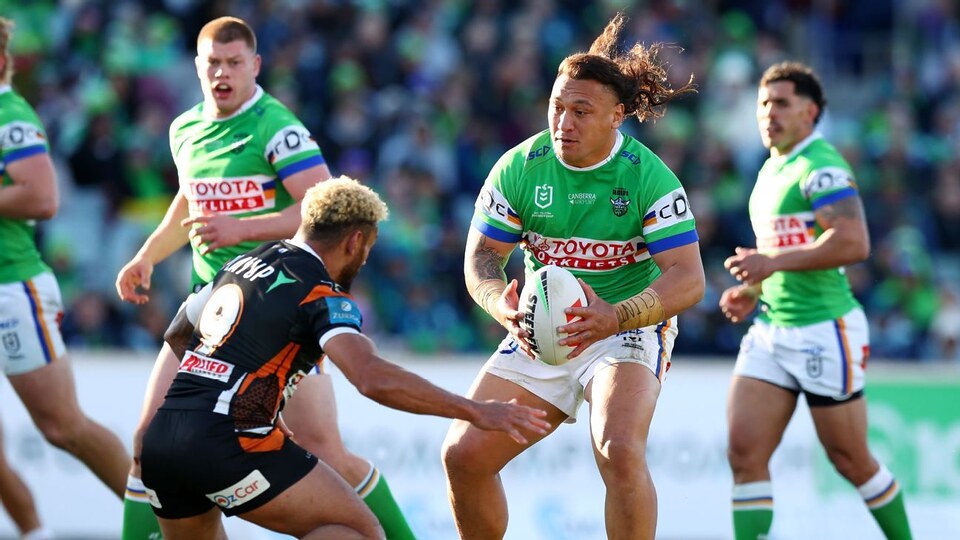 Raiders Re-sign Veteran Amid Fitness Speculation