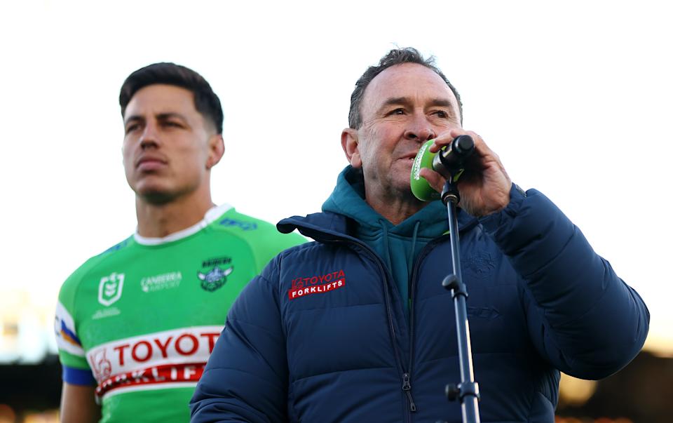 Raiders coach Ricky Stuart talks to the crowd.