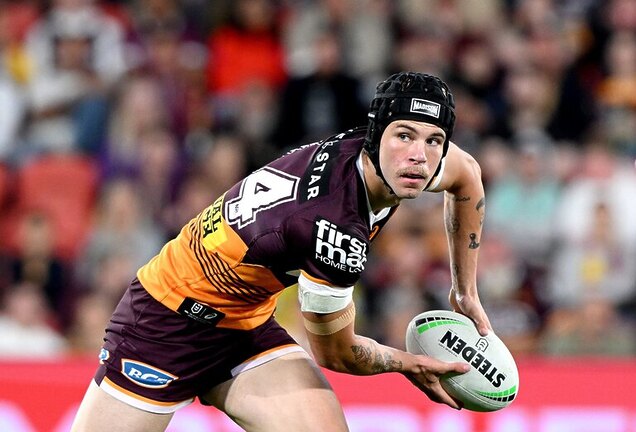 Broncos Clarify Mozer's Situation Amid Loan Talks