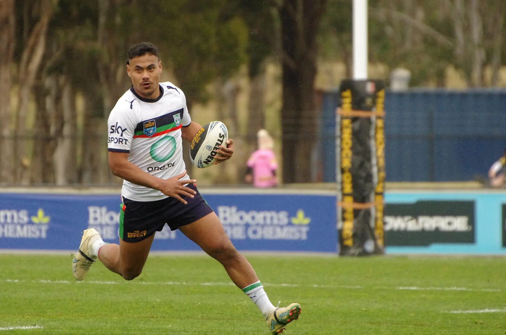 Warriors' Young Star Targeted by Three NRL Teams
