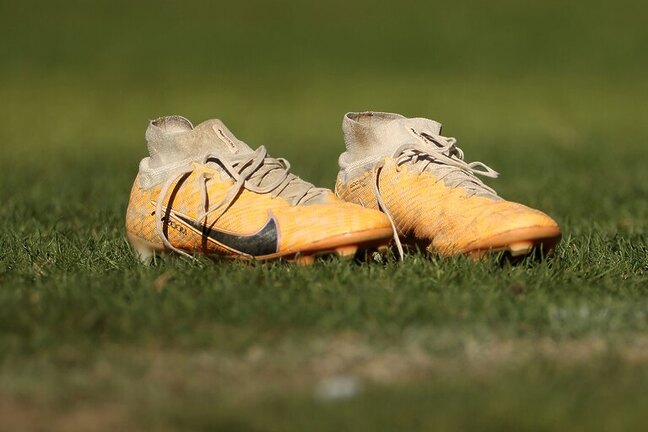 Aussie Duo Joins Super League Team