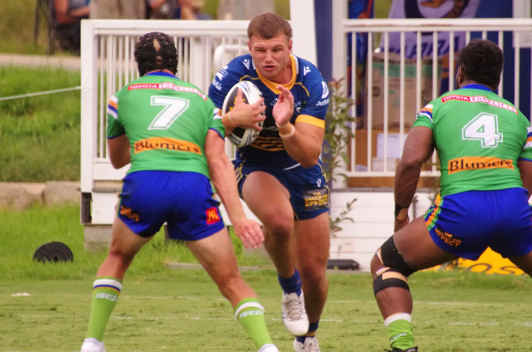 Eels Retain Player Despite Knights' Interest