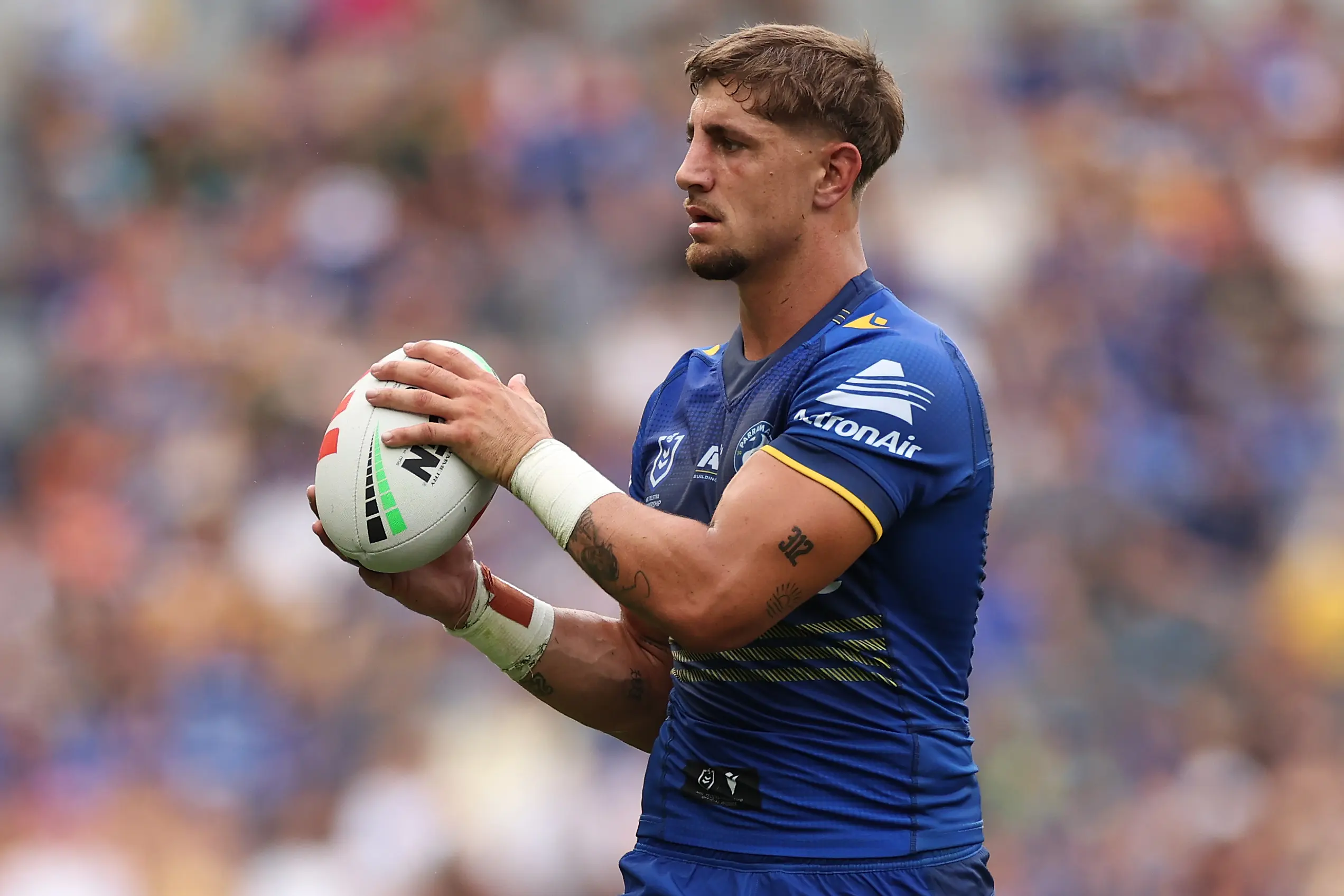 Rivals Refute Lomax Signing Rumors