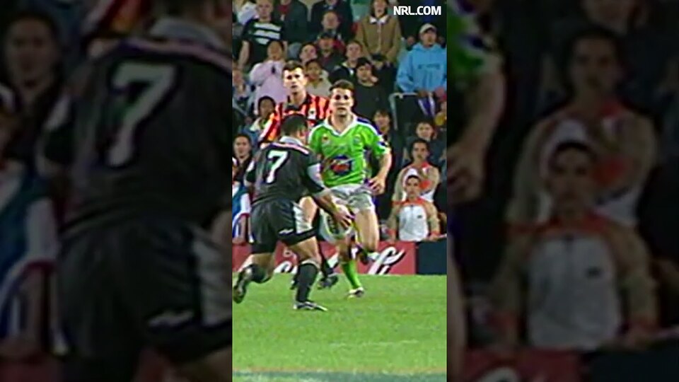 Stacey Jones with the clutch play (2003)