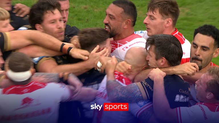 Hull derby fight