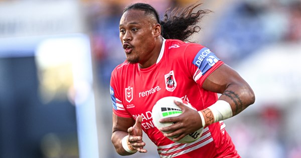 Dragons fall to Titans on Gold Coast